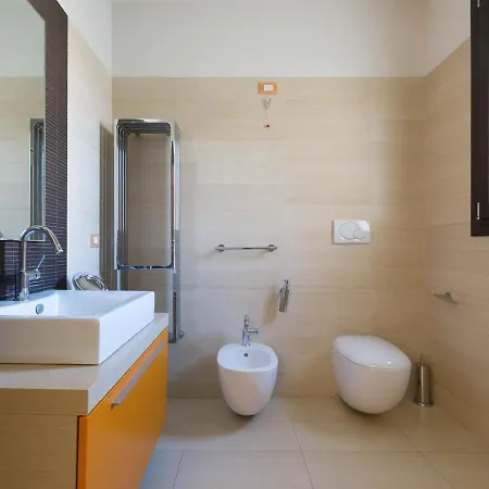 Sleeps 11 Pool Air Con *